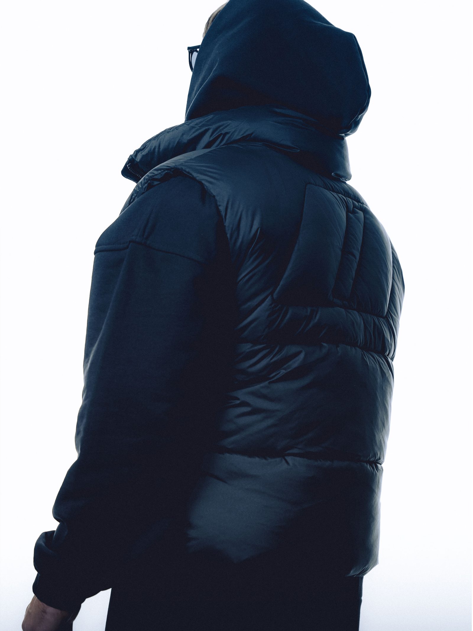 Vest ZERO black - gallery image 0