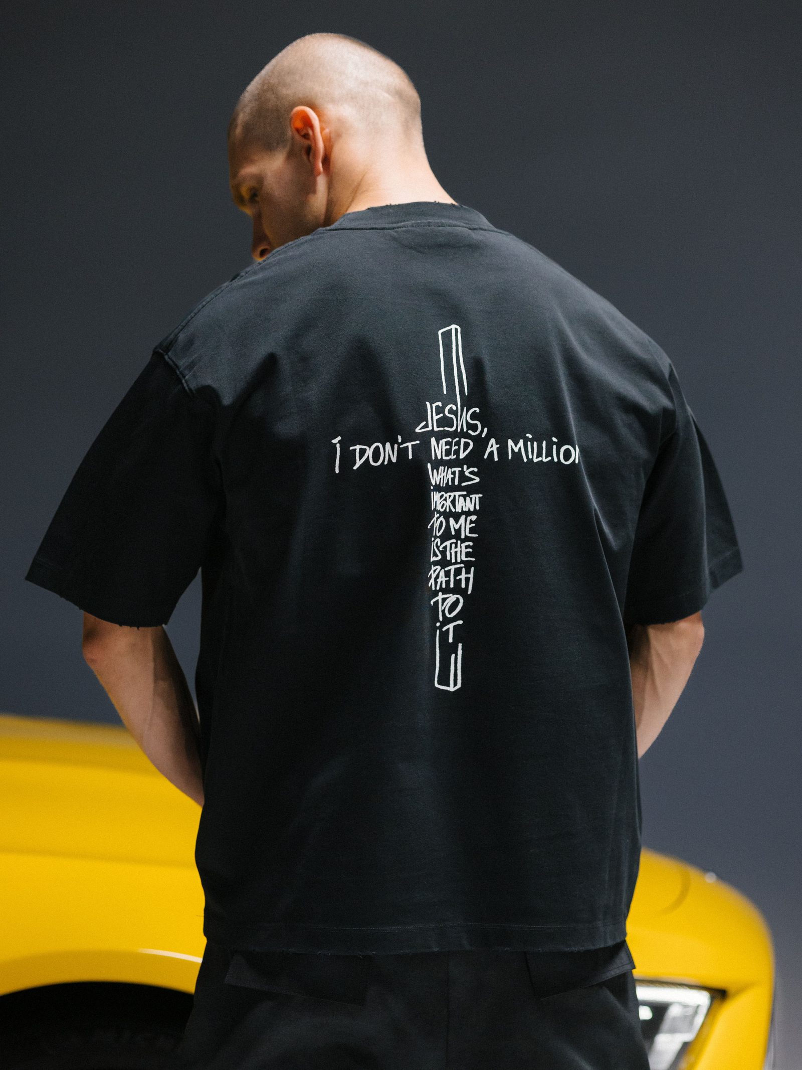 T-shirt JESUS black - gallery image 0