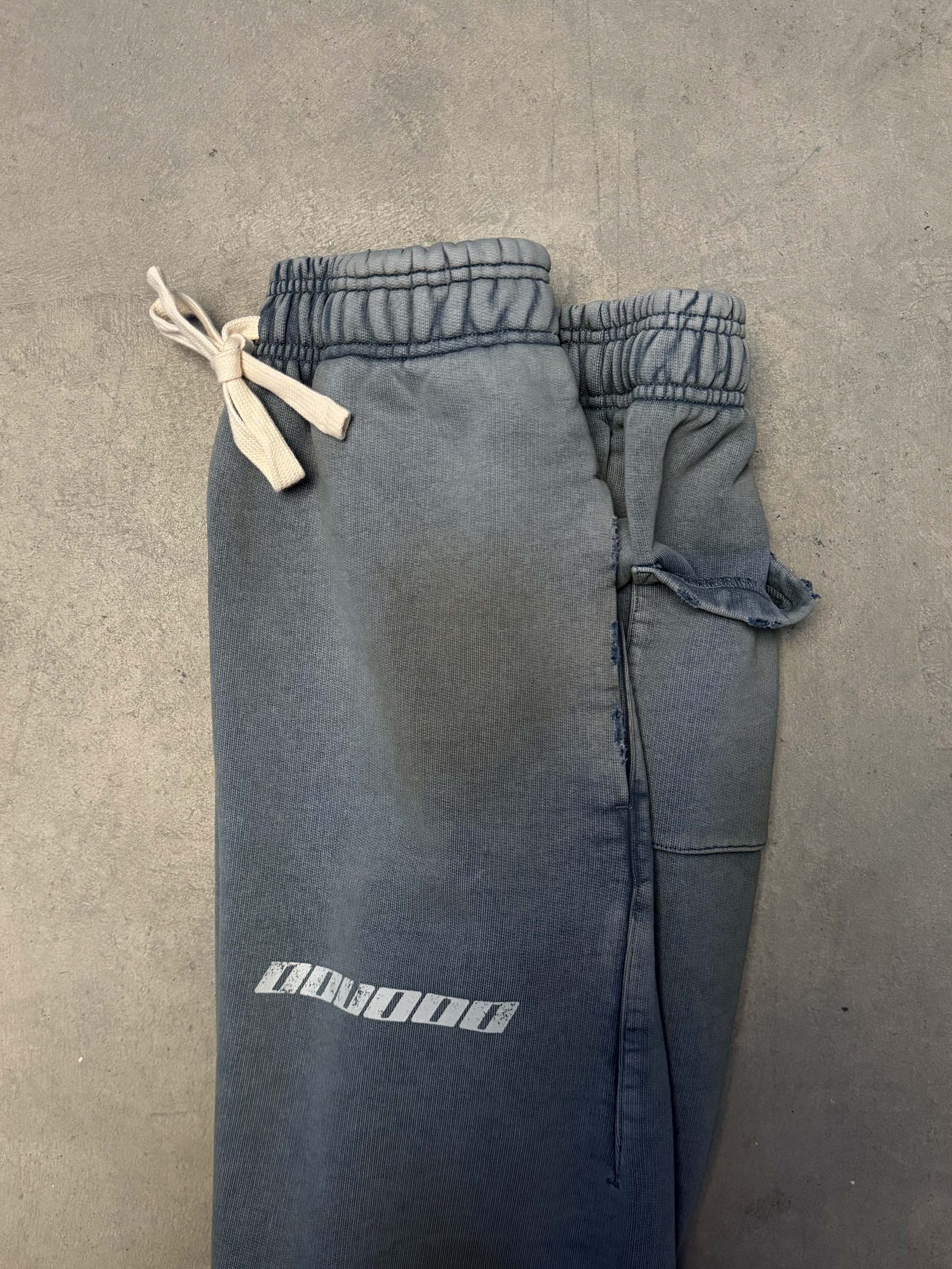 Joggers MLNR smoky blue - gallery image 4