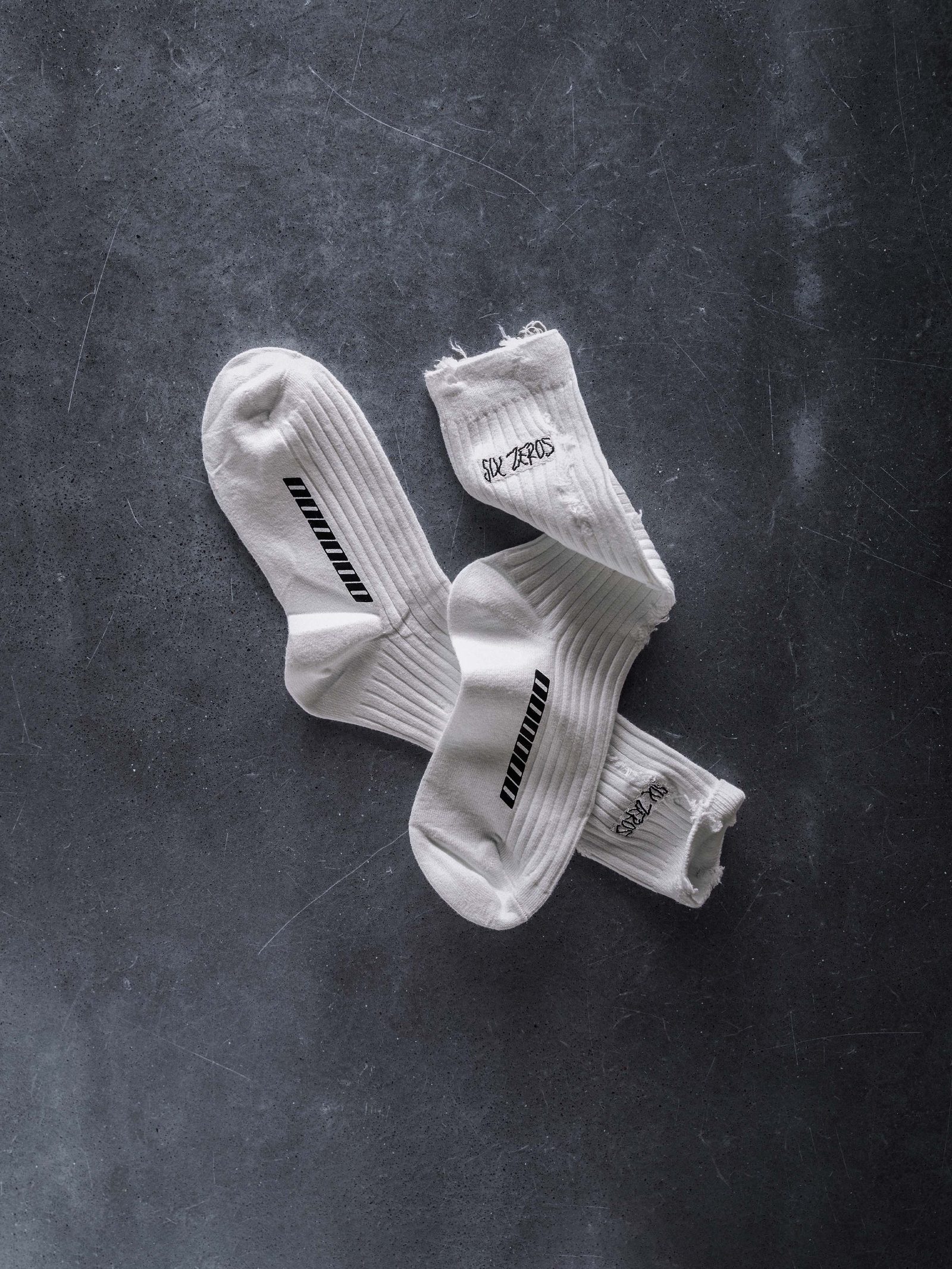 Socks SIX ZEROS white - gallery image 0