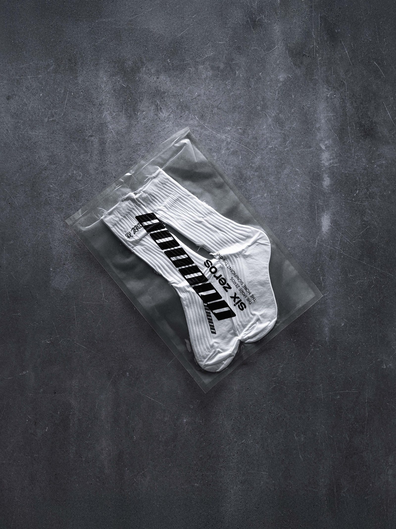 Socks SIX ZEROS white - gallery image 1