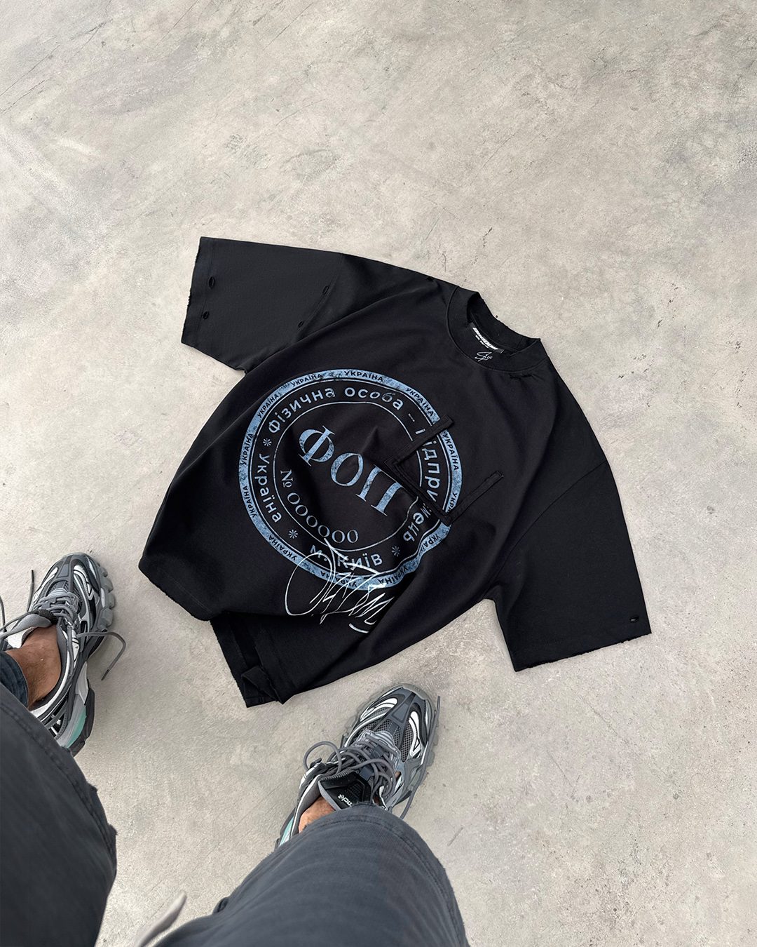 T-shirt SELF-OWNED black - gallery image 5