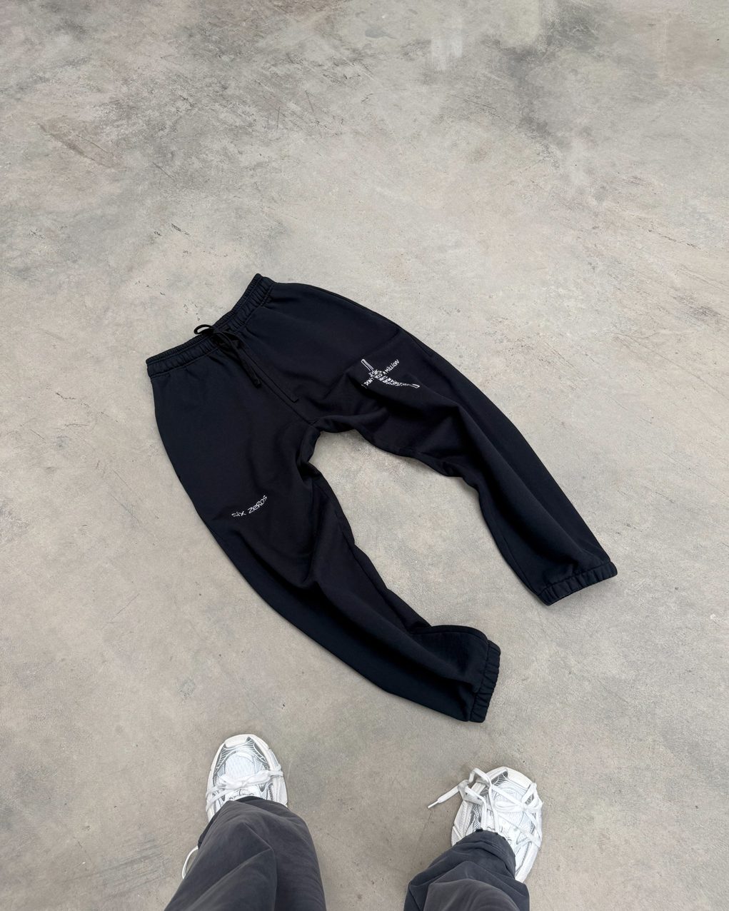 Joggers JESUS faded black - gallery image 5