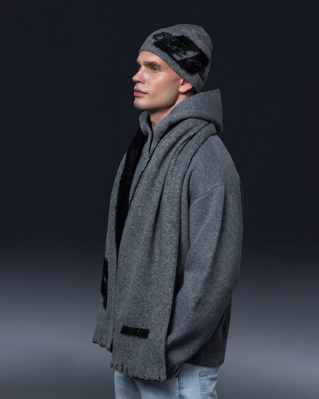 Hat THE ONE gray black logo - gallery image 5
