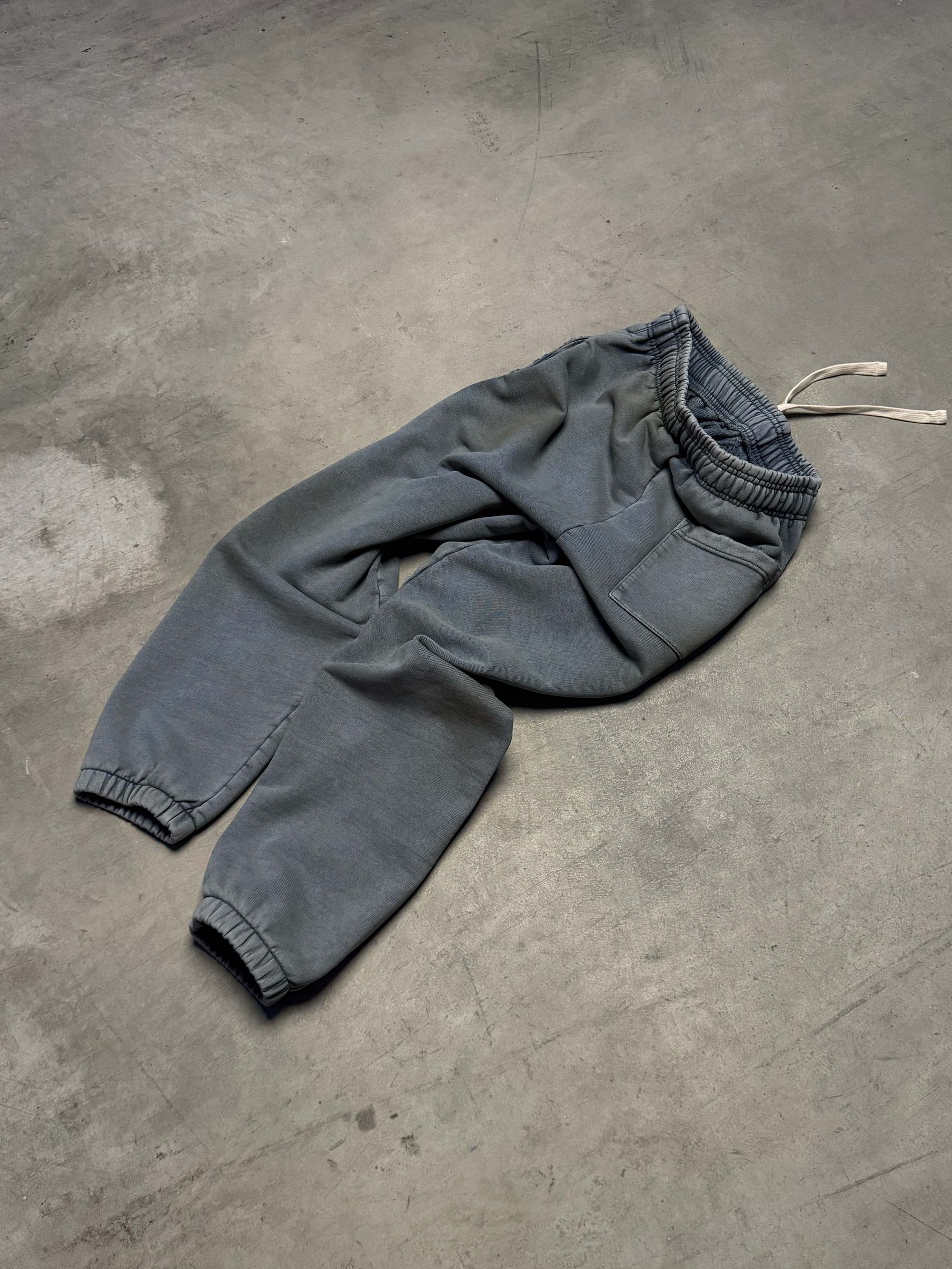 Joggers MLNR smoky blue - gallery image 1