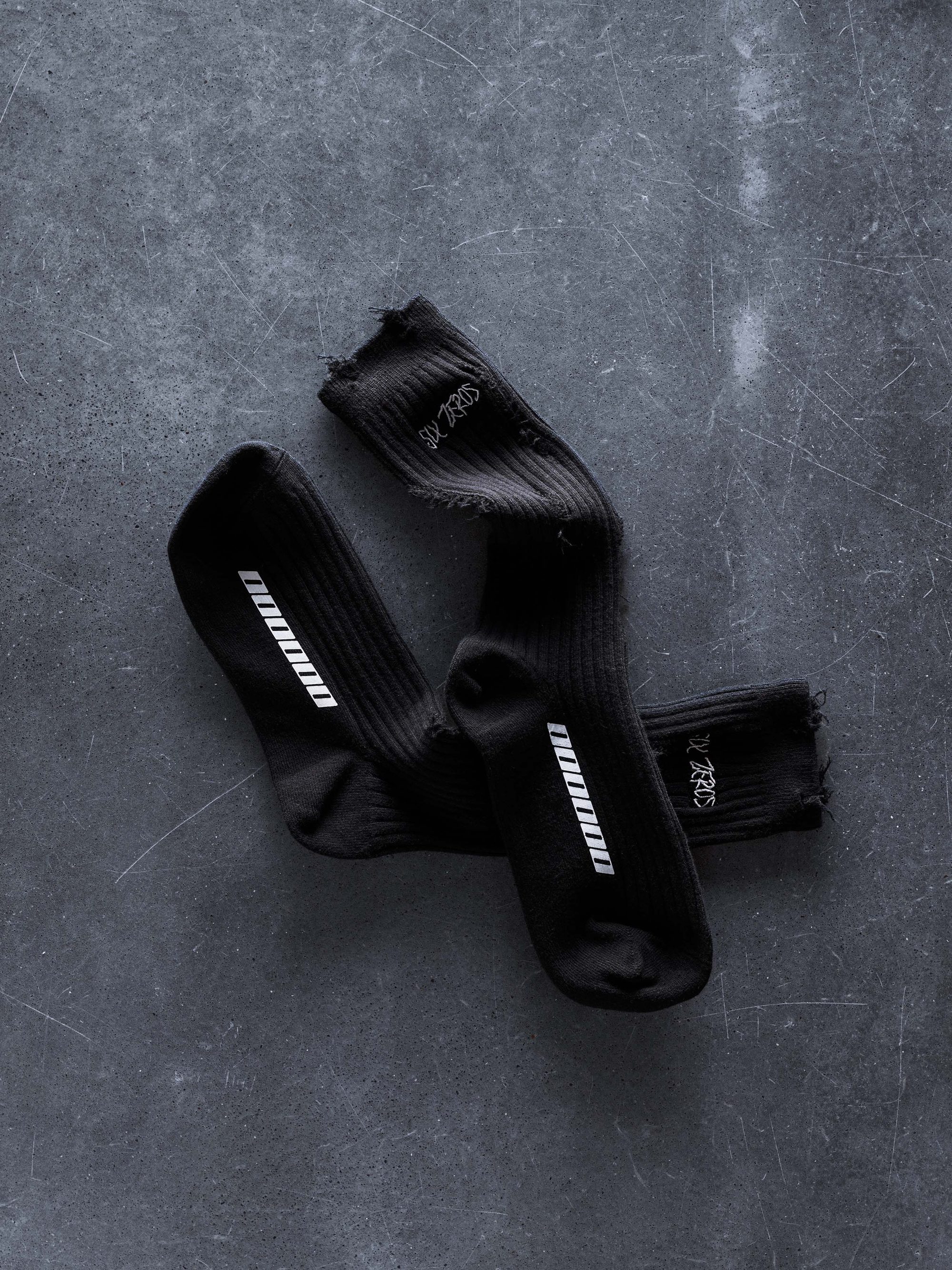 Socks SIX ZEROS black - gallery image 2