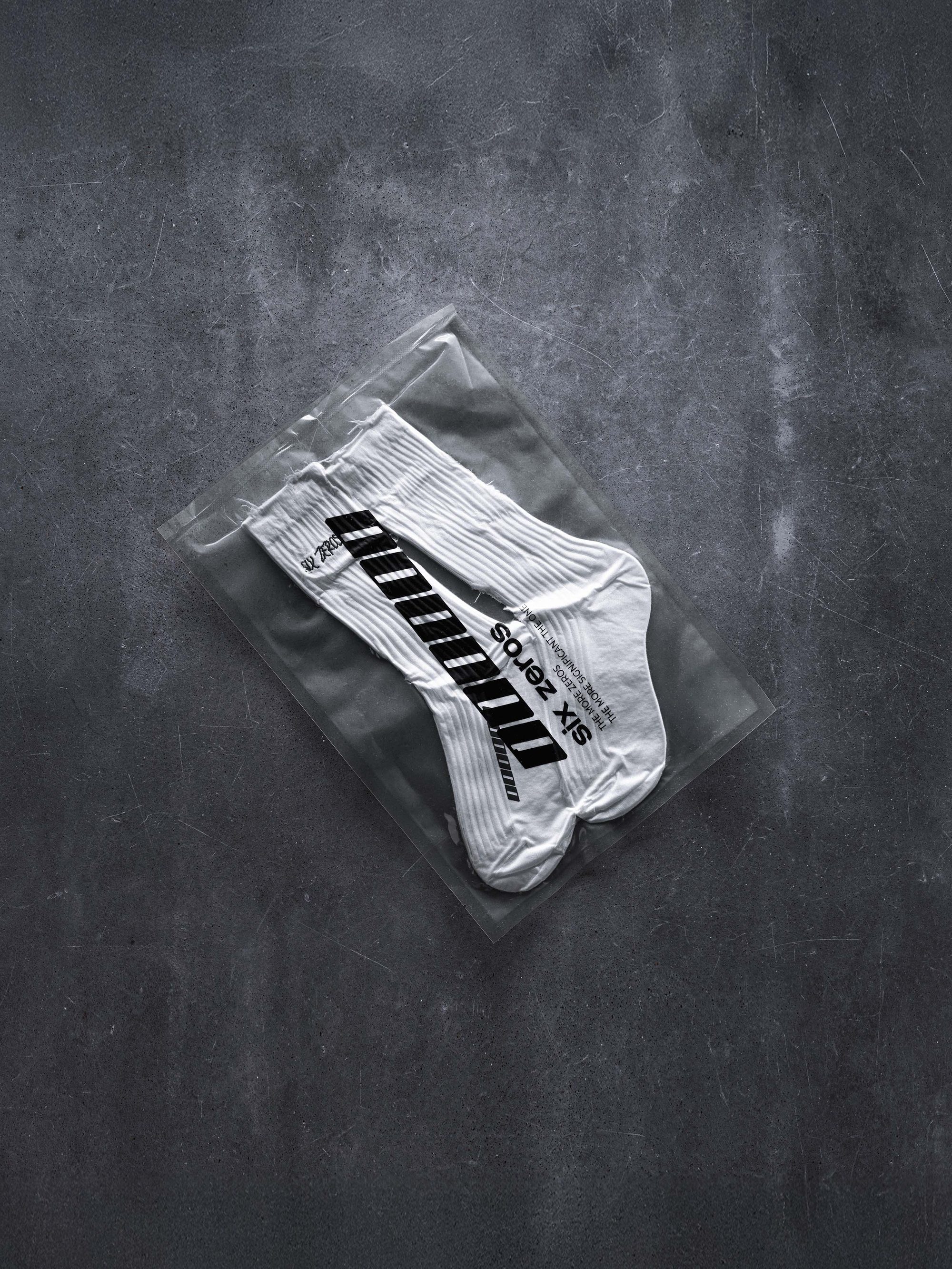 Socks SIX ZEROS white - gallery image 1