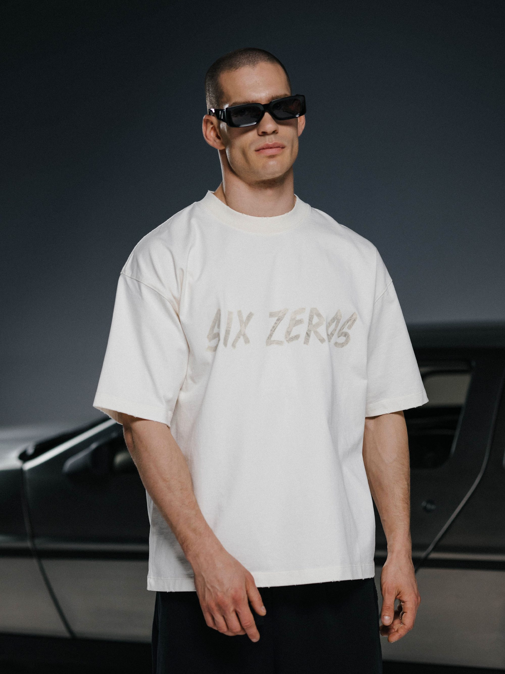 t-shirt TAPE off-white - gallery image 0