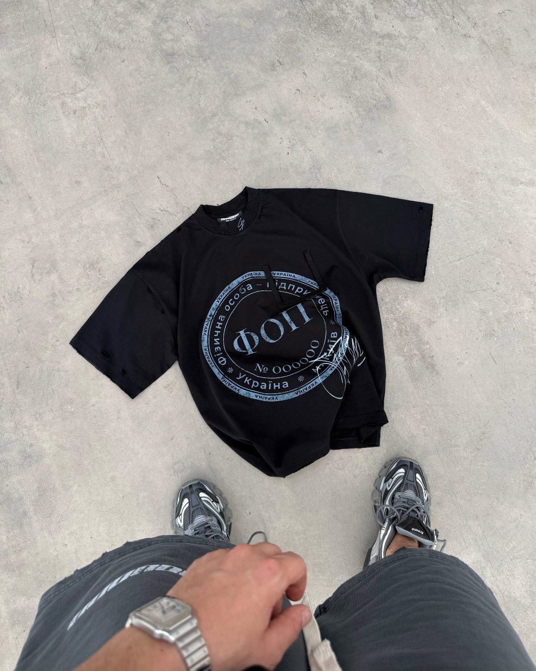 T-shirt SELF-OWNED black - gallery image 1