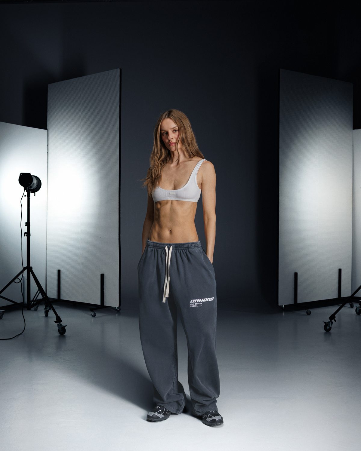 Straight pants ONE washed deep blue - gallery image 2