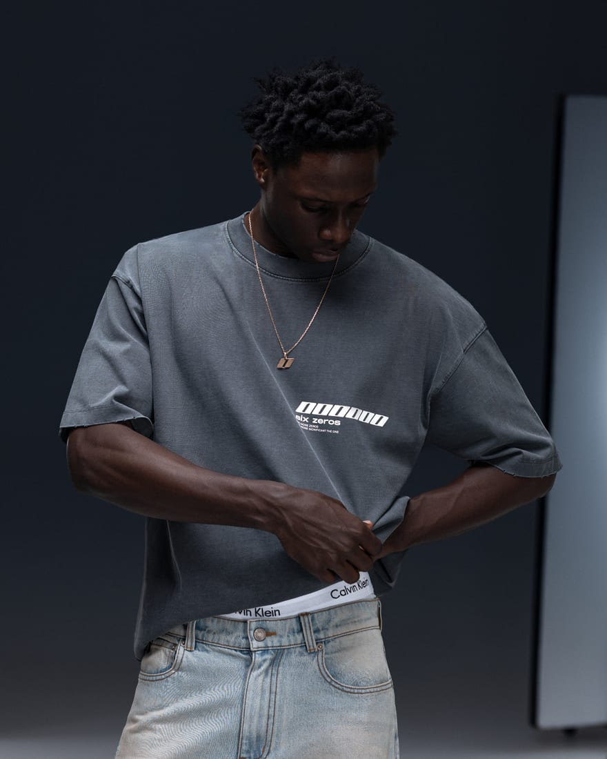 T-shirt JESUS washed deep blue - gallery image 3