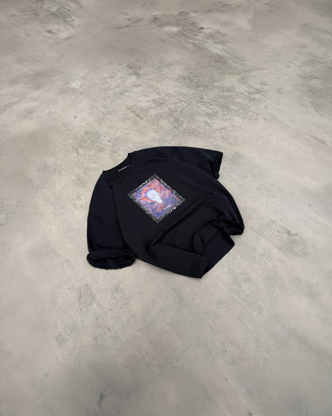 T-shirt SELESTIAL faded black - gallery image 3