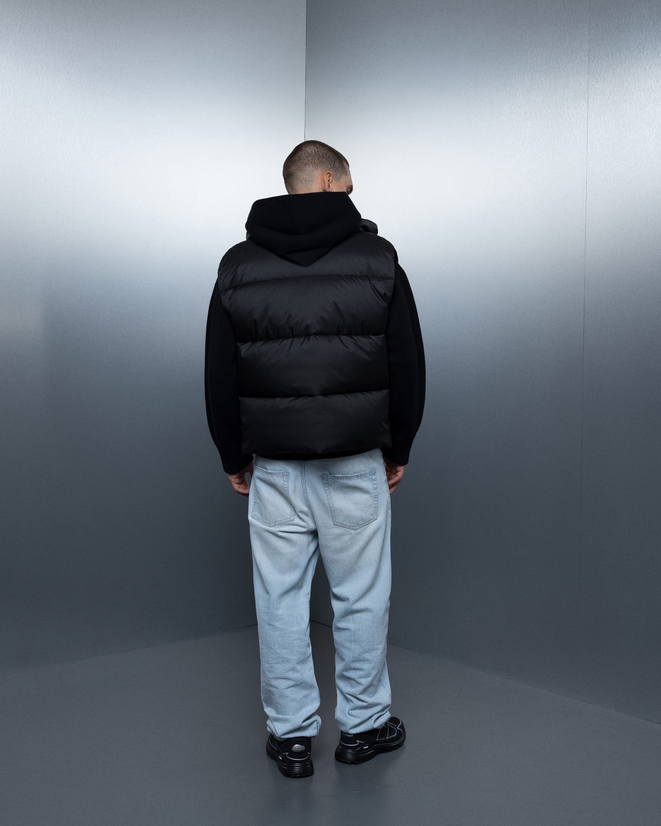 Vest THE ONE monogram black - gallery image 4