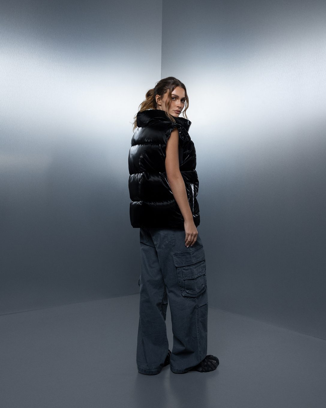 Vest THE ONE oil black - gallery image 6