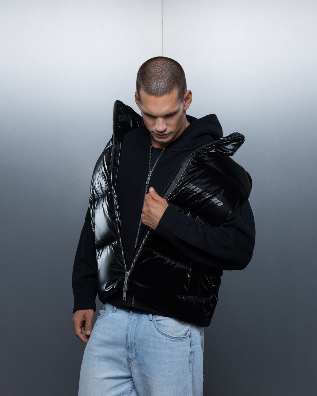 Vest THE ONE oil black - gallery image 10