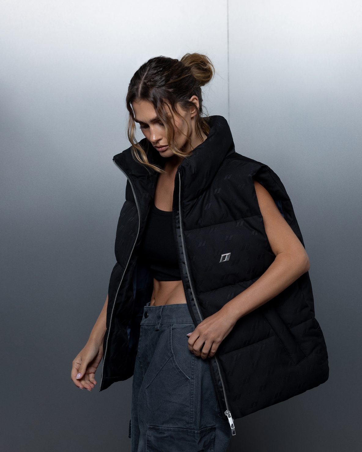 Vest ZERO FORM monogram black - gallery image 2