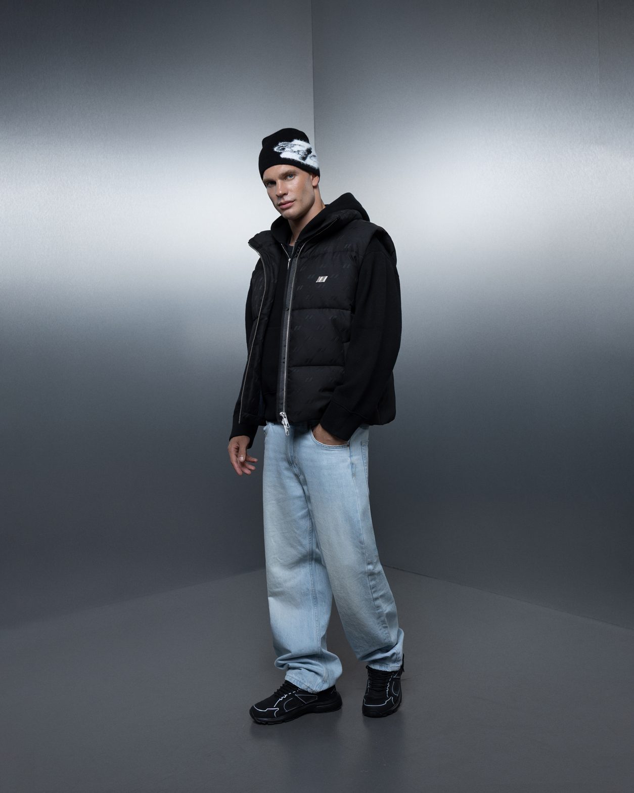 Vest ZERO FORM monogram black - gallery image 6